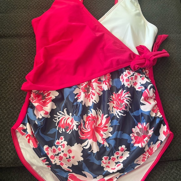 Summer Mae Maternity Swimsuit One Piece Tie Front Bathing Suit V Neck Pregnancy - Picture 5 of 8